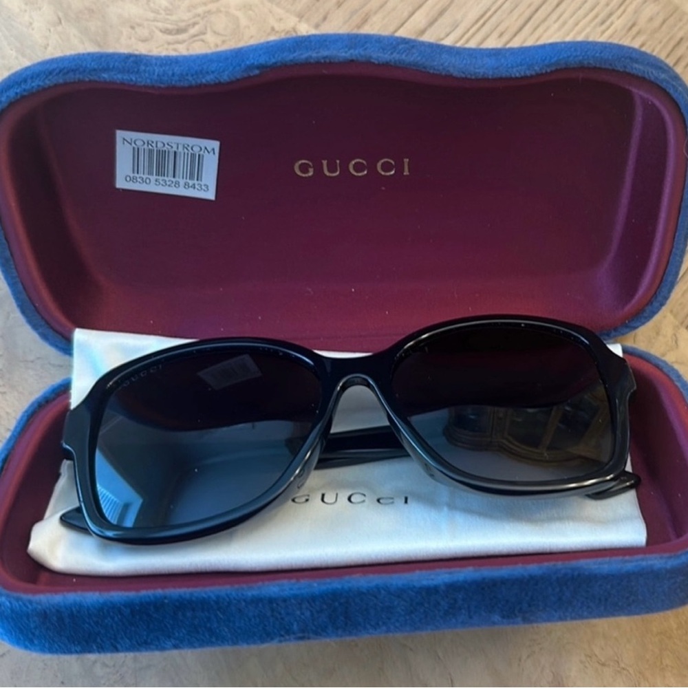 Gucci Black Oversized Square Sunglasses New Condition - Picture 3 of 14